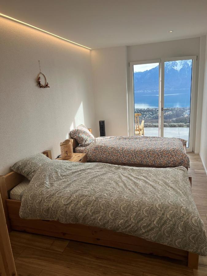 Appartement 180 degrés de rêve à Jongny Esterno foto